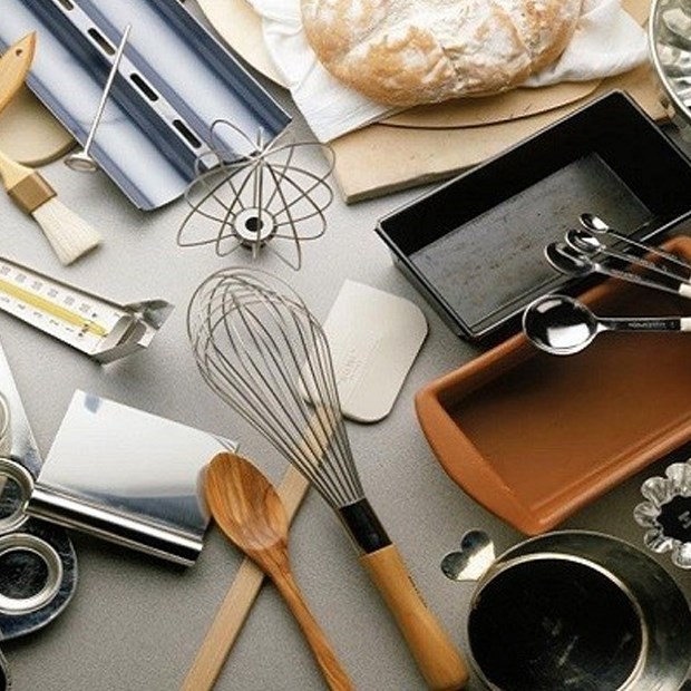 Top 8 Indispensable Pastry Tools When Opening a Bakery